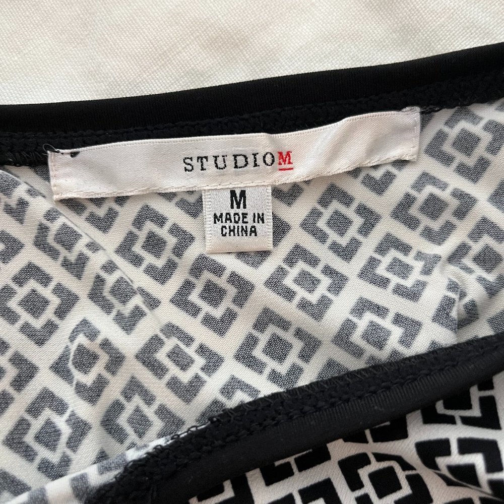 Studio M Fun Patterned Dress - Picture 5 of 7